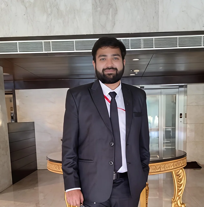 Dr. Rishabh Pathak — Research Head, Move to walk